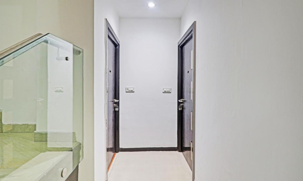 Treebo Trend Exotica Opp Sector 62 Hotel กาเซียบัด ภายนอก รูปภาพ